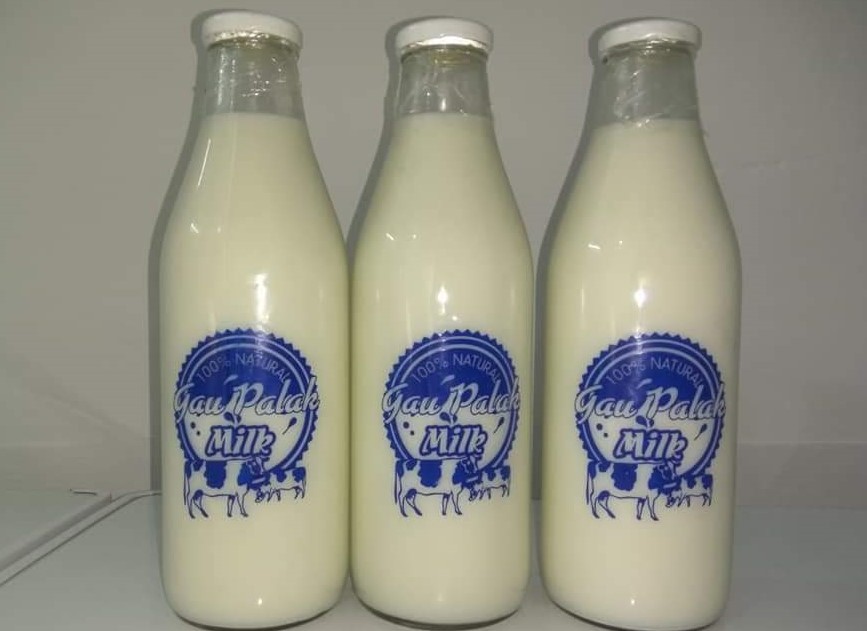 Gaupalak Cow Bottle milk